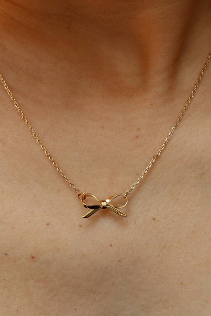 18k Gold Stainless Steel Dainty Bow Necklace